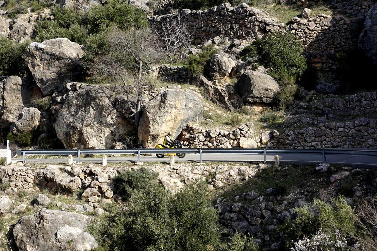 Alojamientos Rurales Entre Rocas 艾纳 外观 照片